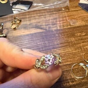 Elegant Silver and amethyst Women's Ring